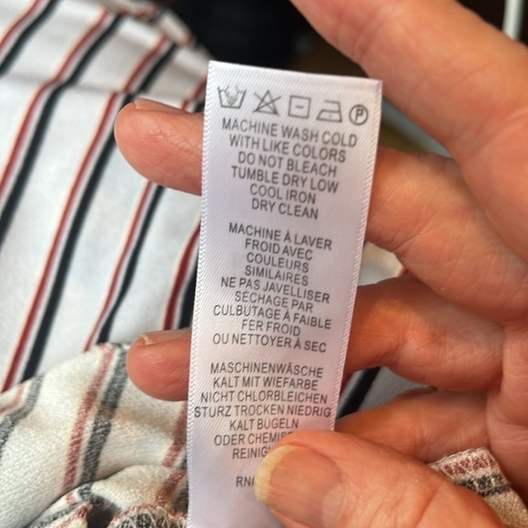 Adrianna Papell 3/4 Sleeve Top in Light Gray with  Red and Blue Stripes Size S - Picture 5 of 6